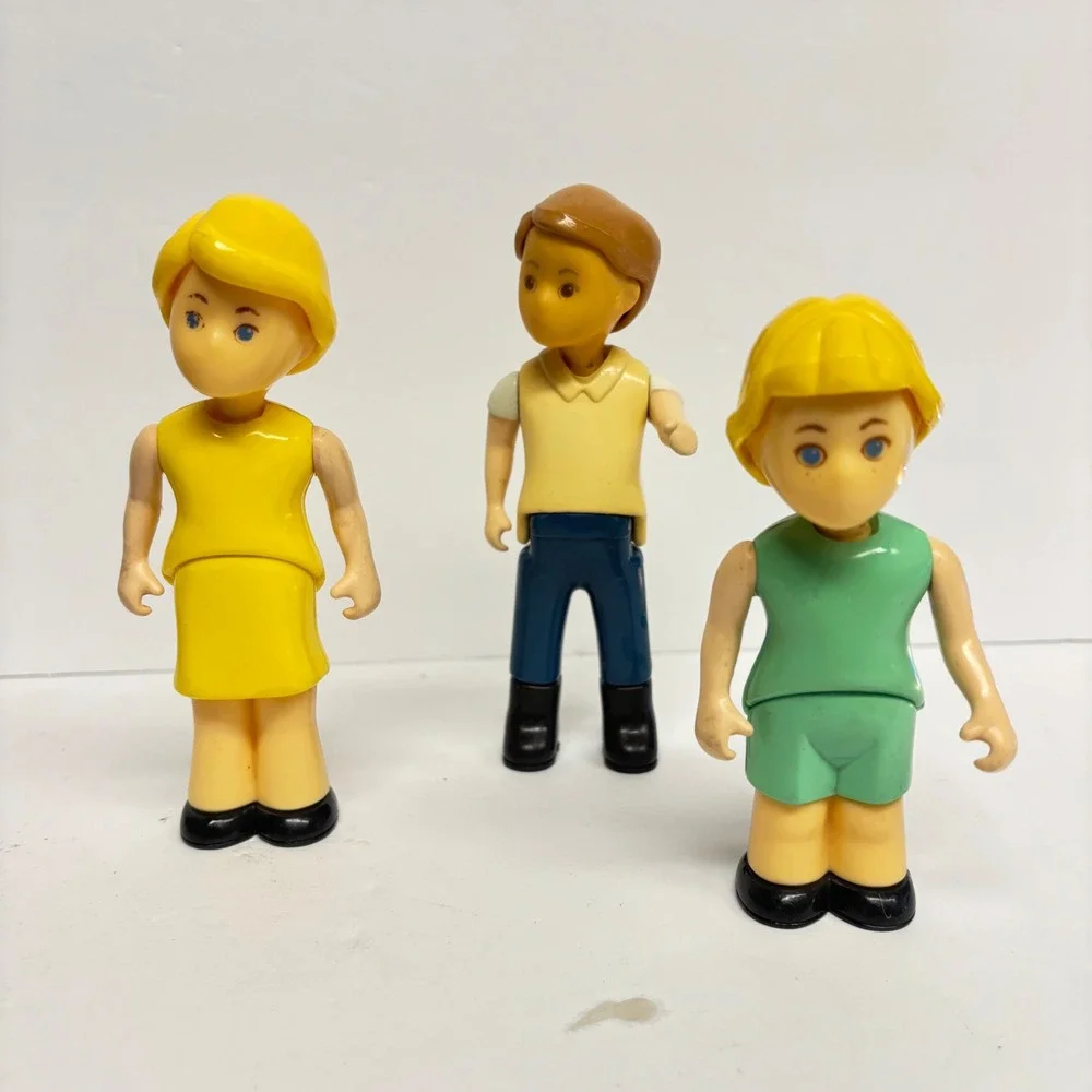 Vintage Little Tikes Family Figures Mom Dad Daughter Girl Lot of 3